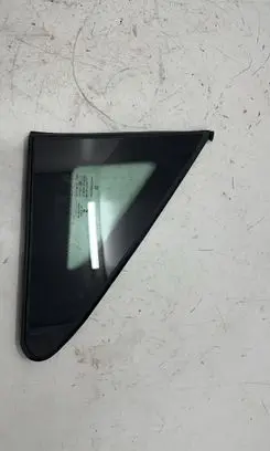 Mercedes-Benz Vito Viano W447 Front triangle window/glass A4476730205