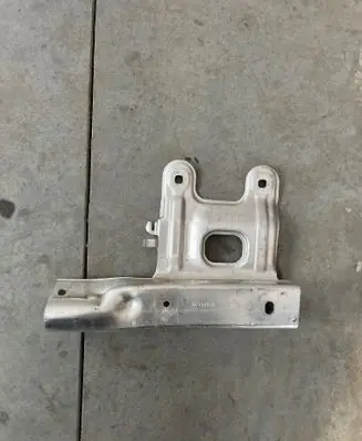 BMW 4 F32 F33 Radiator support slam panel bracket 7289909 210915 10031013
