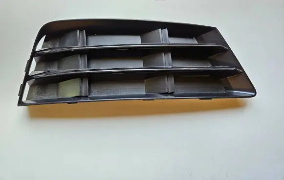 Audi A4 S4 B9 Front bumper lower grill 8W0807682R