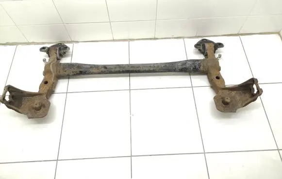 Opel Astra H Rear subframe 2022044D 13128335