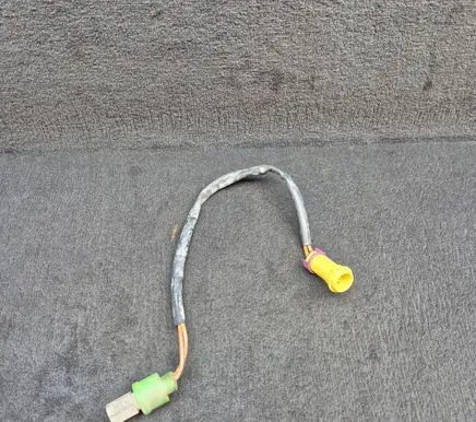 Audi A6 S6 C4 4A Air conditioning (A/C) pressure sensor 8A0959482AB
