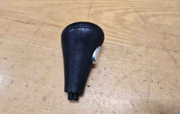 Audi A6 S6 C5 4B Gear shift switch/knob 