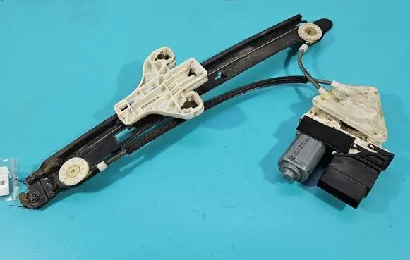 Seat Altea Rear door window regulator with motor 5P0839402 IMPRK1509084