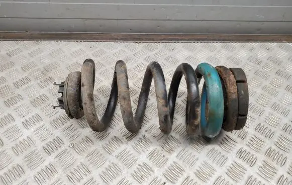 Dodge Durango III Rear coil spring 68085245AB