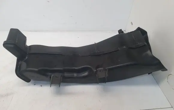 Lexus GS 250 350 300H 450H Brake cooling air channel/duct 5328630130