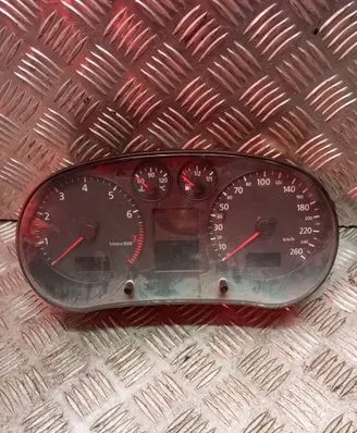 Audi A3 S3 8L Speedometer (instrument cluster) 8L0920900A