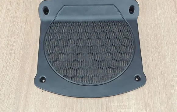 BMW 4 G22 G23 G24 G26 Dash center speaker trim cover 2622658