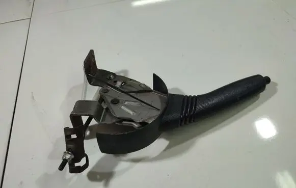 Toyota Aygo AB10 Handbrake/parking brake lever assembly 