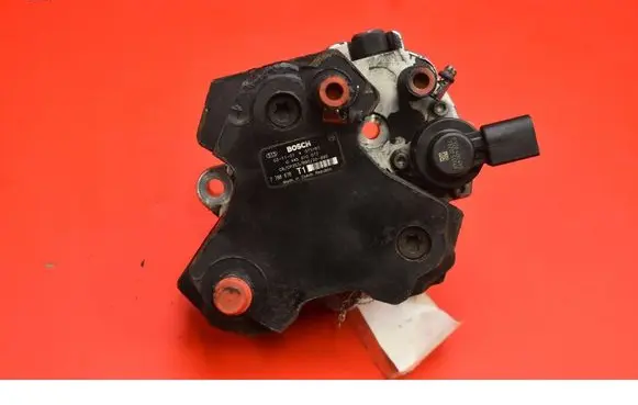 BMW 7 E65 E66 Fuel injection high pressure pump 7788678