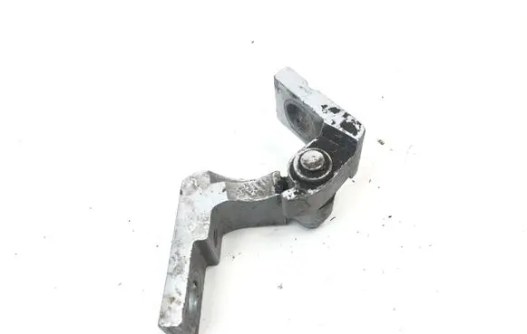 Volkswagen PASSAT B5.5 Front door upper hinge EDS