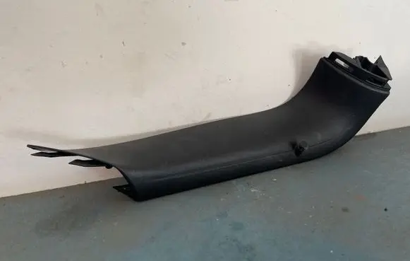 Volkswagen Tiguan Other trunk/boot trim element 5N0867703B