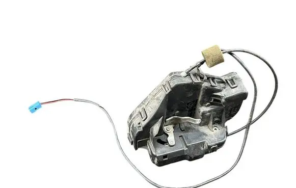 Mercedes-Benz E W211 Rear door lock A2117300635