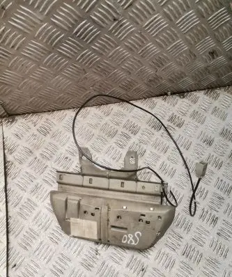 Antenna control unit