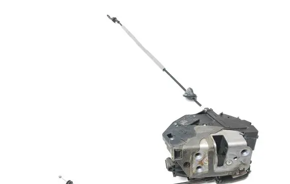 Volvo V60 Front door lock 31301737 A046465 40534141