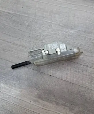 Peugeot 207 Front door interior light 