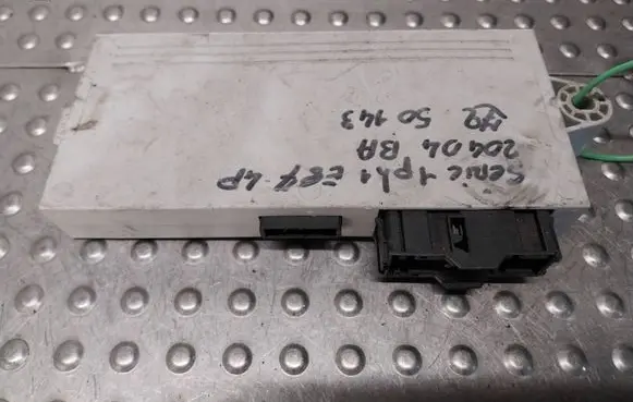 BMW 3 E90 E91 CAS control unit/module 6943759