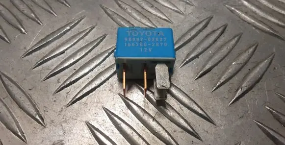 Lexus IS 220D-250-350 Other relay 9098702027 1567002870