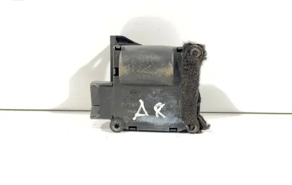 Audi A8 S8 D3 4E Intake manifold valve actuator/motor 4F0820511B 0132801319
