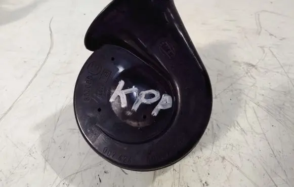 Volkswagen Touareg I Horn signal
