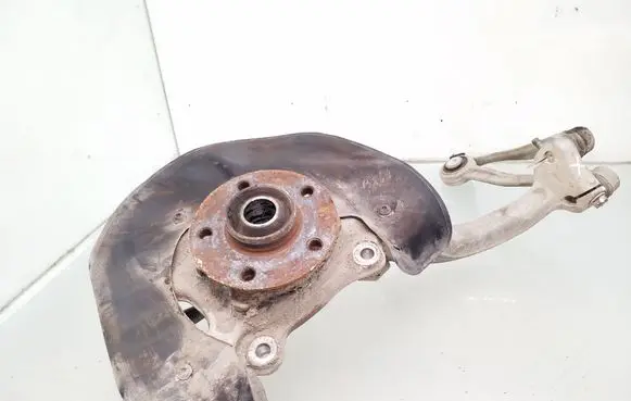 Audi A6 S6 C7 4G Front wheel hub spindle knuckle 4G0407241C