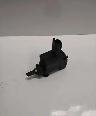Fuel tank cap lock motor