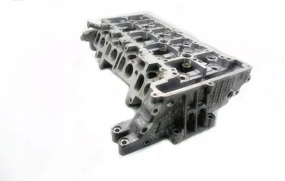BMW 2 F45 Engine head 85136810500