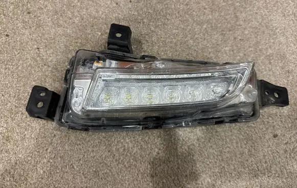 Suzuki Vitara (LY) Front fog light W1378 W3149
