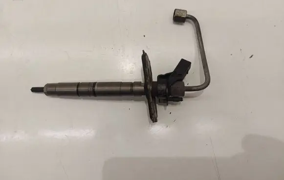 Audi Q7 4L Fuel injector 059130277BE 0445116022
