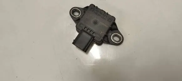 Mercedes-Benz E W212 ESP acceleration yaw rate sensor A0009059101