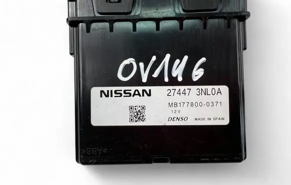 Nissan Leaf I (ZE0) Climate control unit 274473NL0A