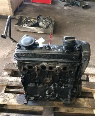 Volkswagen PASSAT B4 Engine 1Z816982