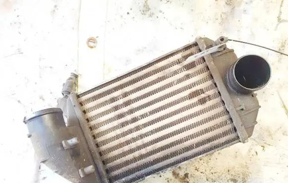 Skoda Superb B5 (3U) Intercooler radiator 059145805 1575620