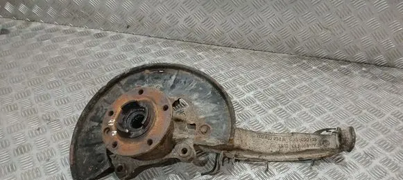Audi Q7 4L Front wheel hub spindle knuckle 