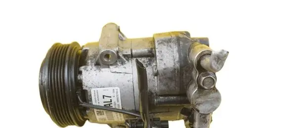 Opel Zafira C Air conditioning (A/C) compressor (pump) 13450515 B14NET