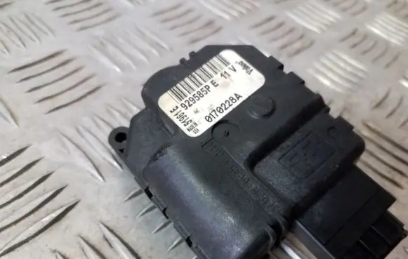 Dodge Nitro Air flap motor/actuator 929585PE