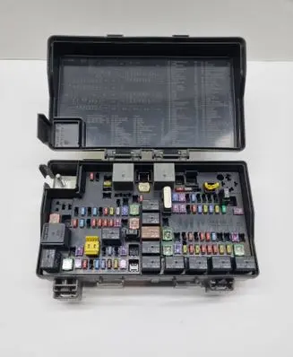 Dodge Durango Fuse box set 68417608AA 68417608 P68417608AA