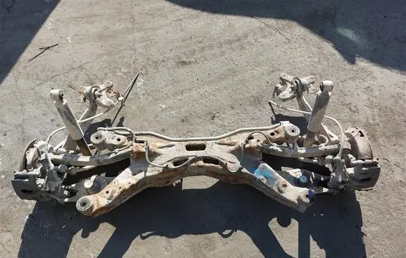Opel Vectra C Rear subframe 
