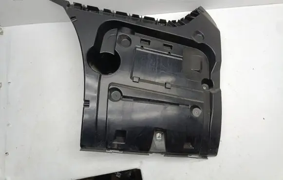 BMW 7 F01 F02 F03 F04 Rear bumper mounting bracket 72758411
