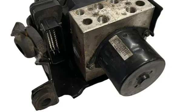 Opel Insignia A ABS Pump 13332549 10432500