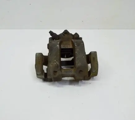 BMW 4 F32 F33 Front brake caliper