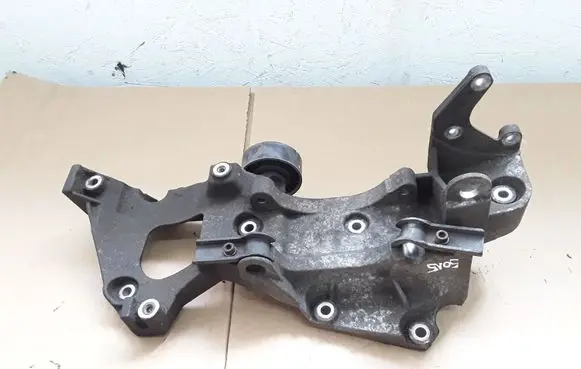 Citroen C-Crosser Generator/alternator bracket 9661297180