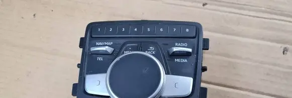 Multifunctional control switch/knob