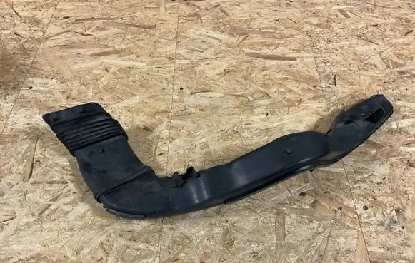 Ford Focus Air intake hose/pipe 7M519E635BC 76899629