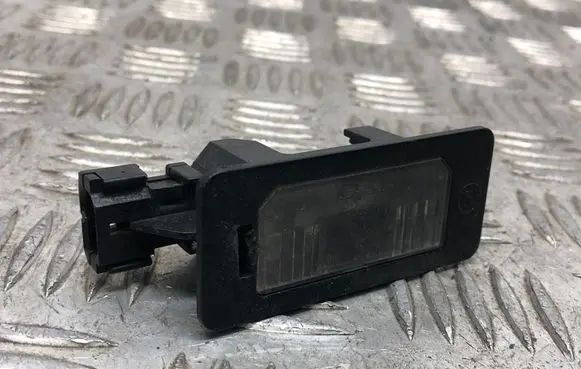 BMW 5 E60 E61 Number plate light 6372001