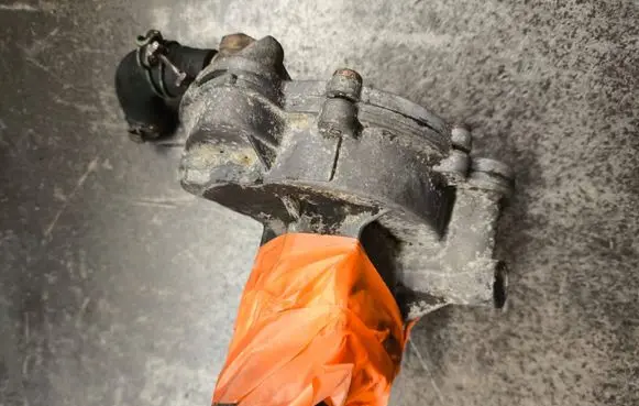 Volkswagen Transporter - Caravelle T4 Vacuum pump 075145100 94T056