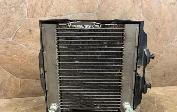 BMW 7 F01 F02 F03 F04 Coolant radiator 7805630