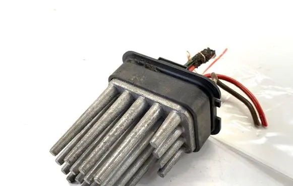 Opel Zafira B Heater blower motor/fan resistor 52488536