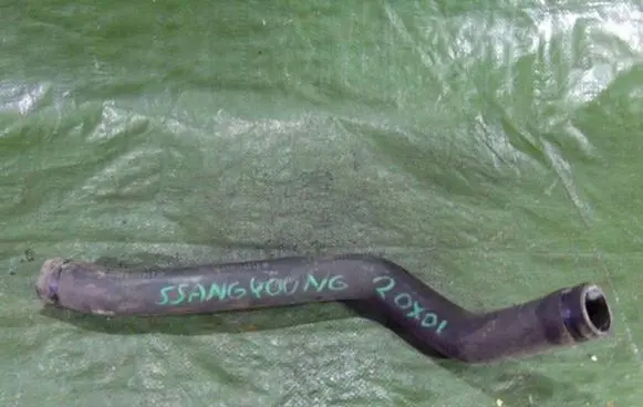 SsangYong Kyron Engine coolant pipe/hose