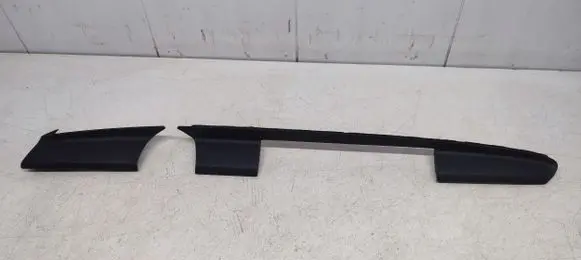 Dashboard glove box trim