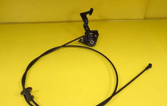 Audi A4 S4 B5 8D Engine bonnet/hood lock release cable 